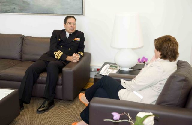 El nuevo Almirante de Acción Marítima se presenta a la alcaldesa - 2, Foto 2