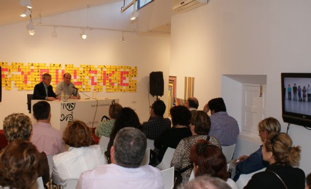 Melchor Miralles habla sobre 'Periodismo e Investigación' en la conferencia que ofreció en Puerto Lumbreras - 1, Foto 1