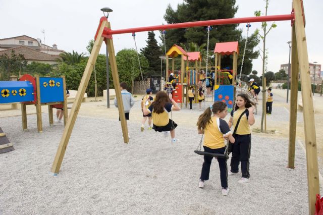 Los vecinos de Barrio Peral se movilizan por una Vía Verde sin excrementos de perro - 5, Foto 5
