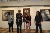 El artista Carlos Montero expone su obra 'Realidad i Realidad' en la sala municipal 'Gregorio Cebrin'