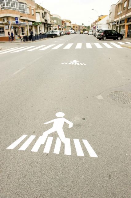 Pictogramas en los pasos cebra para reducir la siniestralidad - 2, Foto 2