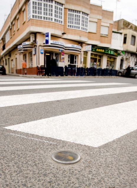 Pictogramas en los pasos cebra para reducir la siniestralidad - 3, Foto 3