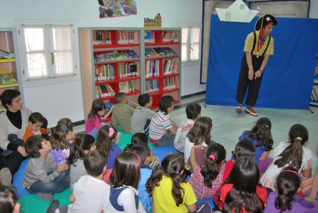 La biblioteca acoge la programacin 