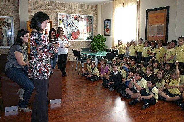 La Alcaldesa acerca a los escolares el funcionamiento del Ayuntamiento - 1, Foto 1