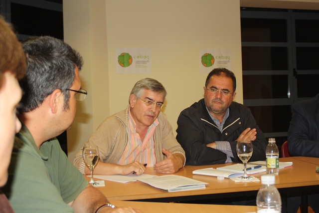 La candidatura de IU-Verdes y la Directiva de CEBAG mantuvieron una reunin para explicar y asumir propuestas del Programa Electoral - 6