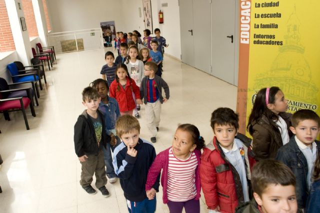 Los pequeños del Sagrado Corazón abren el telón de la XXIII Muestra de Teatro Escolar - 2, Foto 2