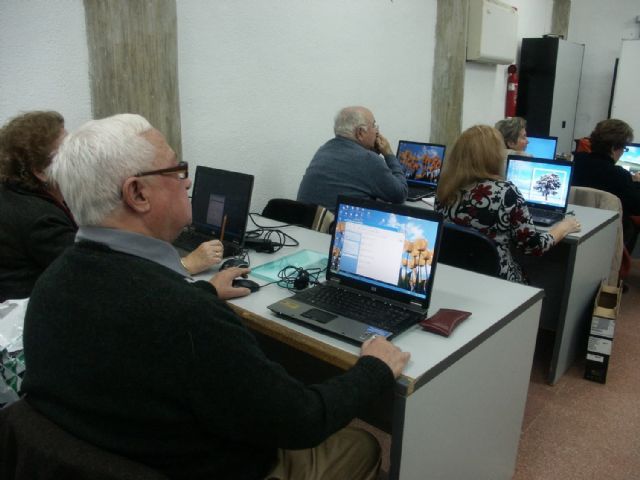Curso de Iniciación a la Informática para Mayores - 1, Foto 1