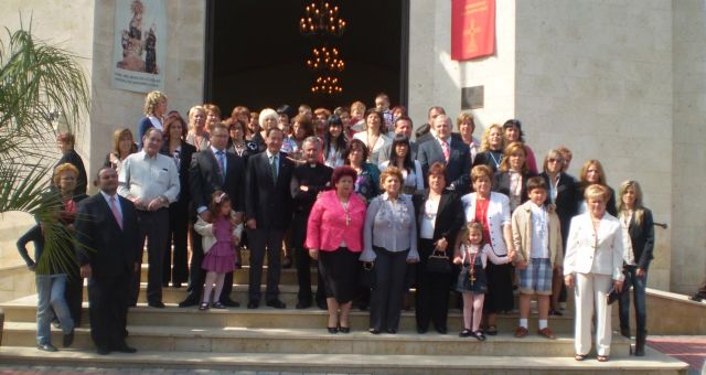 La Hermandad de la Cruz impone su Insignia de Oro al Alcalde Cámara - 1, Foto 1