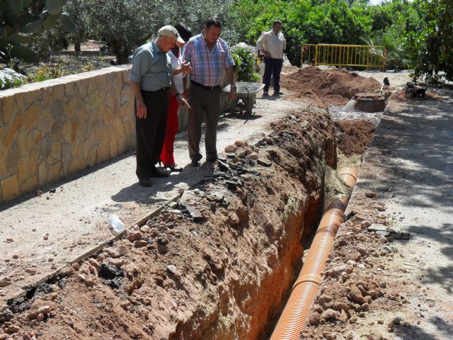 Continúan las obras de la puesta en marcha de la red de saneamiento e impulsión de aguas residuales en el núcleo de la Venta la Rata - 2, Foto 2