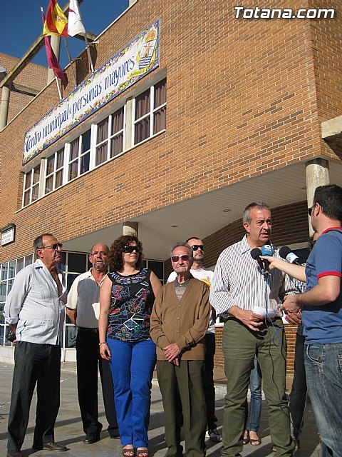 Rueda de prensa PSOE Totana. Propuestas para las Personas Mayores, Foto 2