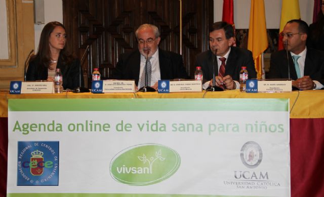 La UCAM firma un convenio de colaboración con la empresa nutricional VIVSAN - 1, Foto 1