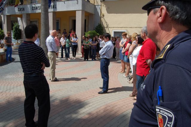 Minuto de silencio en Las Torres de Cotillas en apoyo a los damnificados del seísmo de Lorca - 1, Foto 1