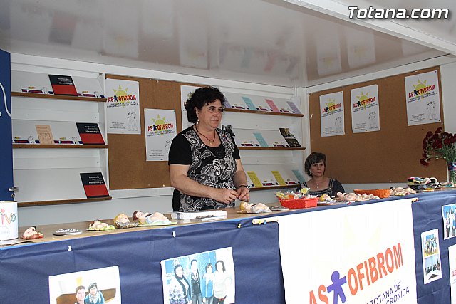 La Asociacin de Totana de Fibromialgia y Fatiga Crnica da lectura a un manifiesto - 1