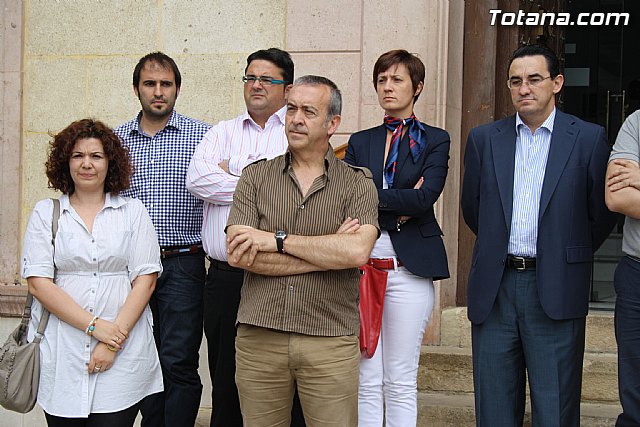 Totana muestra su solidaridad con Lorca y guarda un minuto de silencio - 6