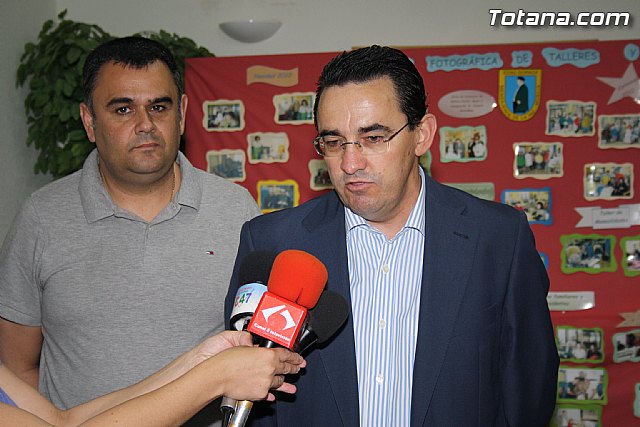 Autoridades regionales y locales visitan a los 22 mayores lorquinos - 14