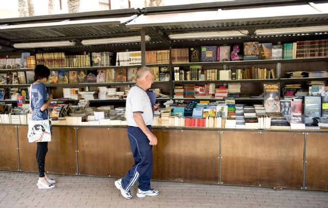 La Feria del Libro Antiguo y de Ocasión abre sus puertas en Juan XXIII - 3, Foto 3
