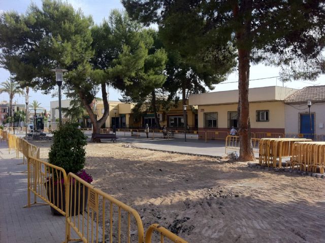 Comienzan las obras de reforma de la plaza torreña de Tirso de Molina - 3, Foto 3