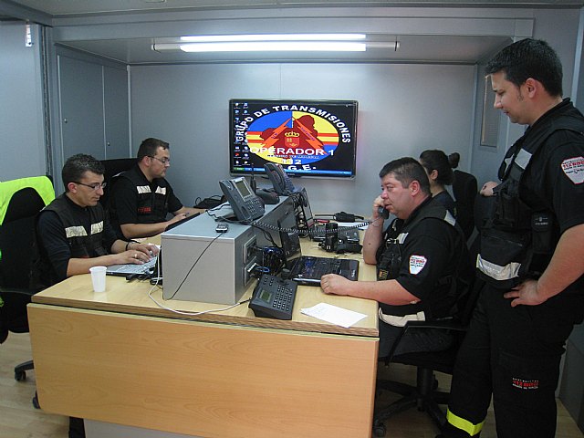 El telfono 1-1-2 atiende casi 8.000 llamadas por los terremotos de Lorca, Foto 1
