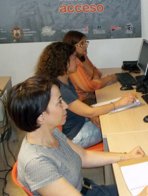 Los padres ilorcitanos ya saben más de las redes sociales en las que navegan sus hijos - 2, Foto 2