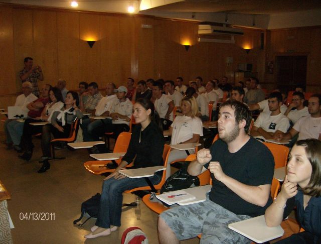 Los alumnos de la Escuela Taller que construyen el Cuartel de la Policía Local de La Alberca aprenden sobre prevención de riesgos laborales - 2, Foto 2