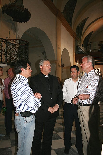 El presidente de la Comunidad Autónoma, Ramón Luis Valcárcel, junto al alcalde de Lorca, Francisco Jódar, el obispo de la Diócesis de Cartagena, José Manuel Lorca Planes, y el director general de Bellas Artes y Bienes Culturales, Enrique Ujaldón, visitó el santuario de la Virgen de las Huertas, Foto 1