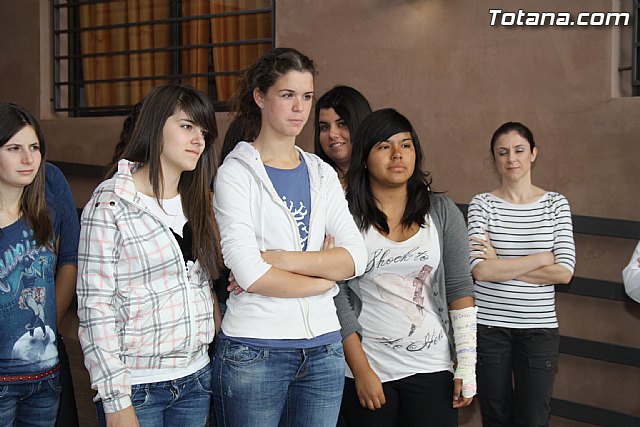 Alumnos del colegio Reina Sofa conocen de primera mano el proyecto 