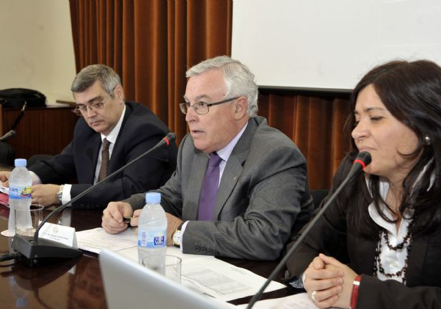 Personal no docente de 13 universidades europeas realiza una estancia formativa en la Universidad de Murcia - 1, Foto 1