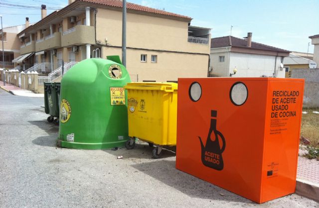 Lorquí cuenta con tres nuevos puntos de depósito para el reciclaje del aceite usado - 2, Foto 2