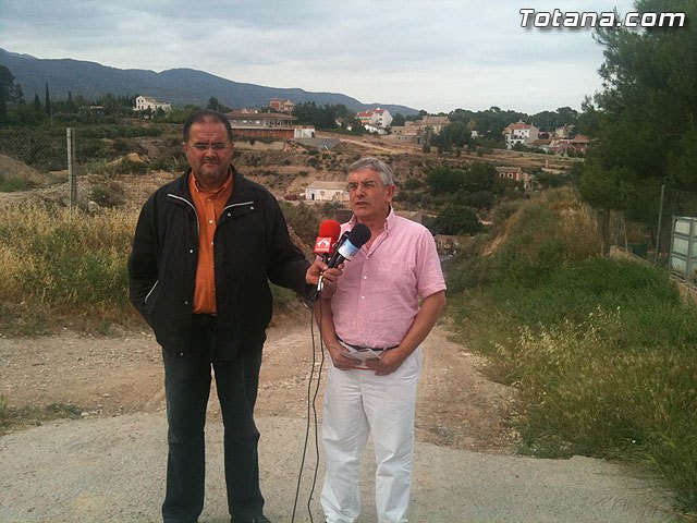Rueda de prensa IU-verdes Totana. Propuestas en materia de urbanismo, Foto 1