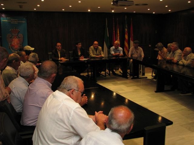 La CHS recibe a la Asociación en Defensa de los Intereses de los Regantes de Molina - 1, Foto 1