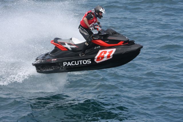 Los pilotos murcianos comienzan con fuerza el Campeonato de España de motos de agua - 1, Foto 1
