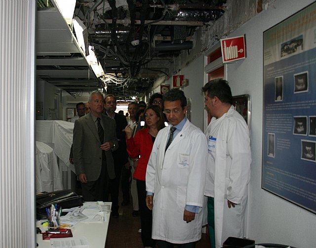 Valcárcel visita el hospital Rafael Méndez de Lorca, Foto 1