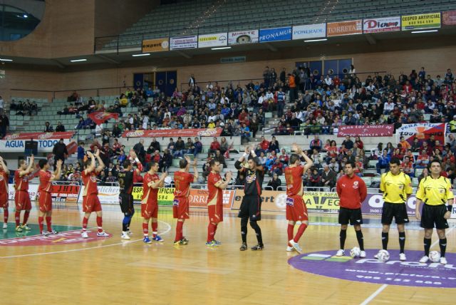 La Agrupación de Peñas de ElPozo Murcia FS recaudará fondos en el partido del viernes para los damnificados por el terremoto de Lorca - 1, Foto 1