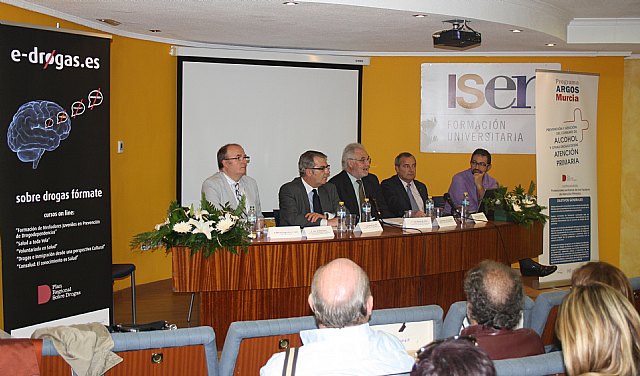 Profesionales de Atención Primaria participan en una jornada para la prevención y abordaje del consumo de drogas - 1, Foto 1