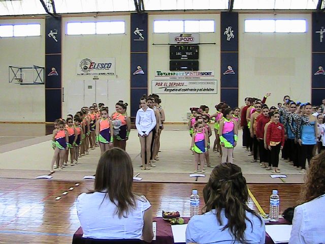 The students of the Municipal Sports School Totana Rhythmic Gymnastics participated in the interschool competition held at Alhama, Foto 1