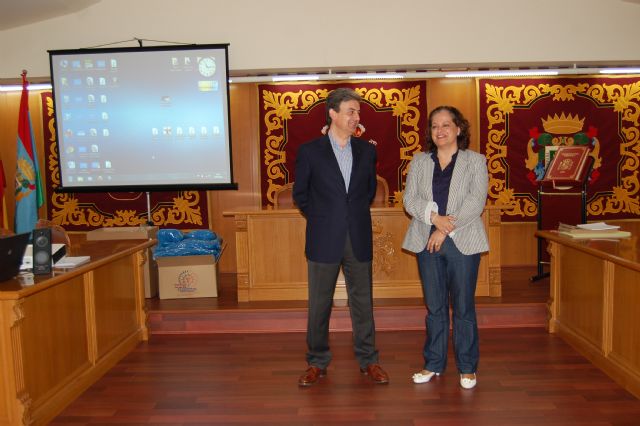 Los alumnos del curso de Monitor de ocio y tiempo libre reciben sus diplomas acreditativos - 2, Foto 2