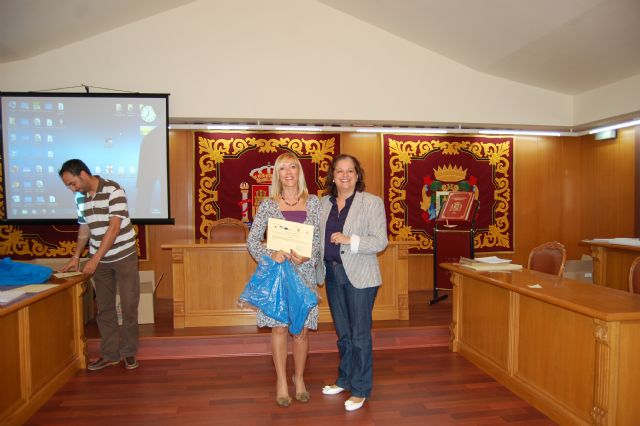 Los alumnos del curso de Monitor de ocio y tiempo libre reciben sus diplomas acreditativos - 4, Foto 4