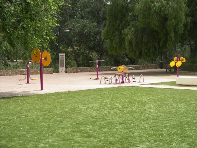 En funcionamiento el Parque Geriátrico o Circuito Biosaludable para personas mayores en la plaza del Museo - 1, Foto 1