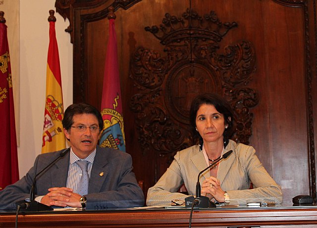 La Comunidad pondrá en marcha beneficios tributarios para los afectados por los seísmos - 1, Foto 1