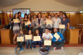 Los alumnos del curso de 'Monitor de ocio y tiempo libre' reciben sus diplomas acreditativos