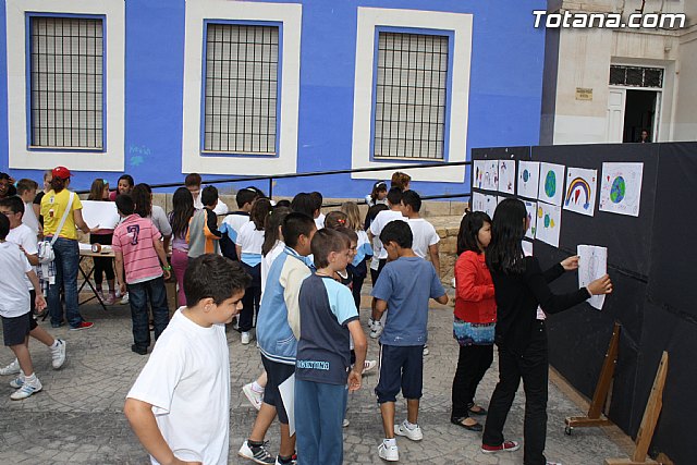 Más de cien escolares han participado en la actividad organizada por Participación Ciudadana con el fin de fomentar la interculturalidad - 6