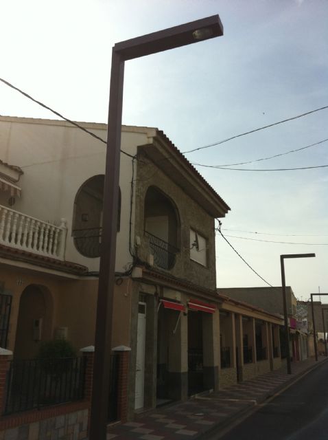 Concluyen las obras de renovación de las calles torreñas Antonio Machado y José Navarro - 1, Foto 1