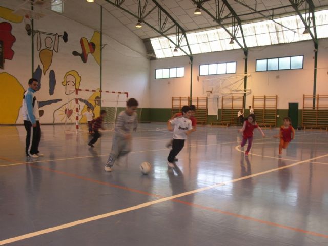 La concejalía de Deportes organiza unas Jornadas de Multideporte y Fútbol Sala - 4, Foto 4