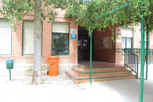 El Ayuntamiento de Alguazas casi triplica el número de contenedores de recogida de aceite usado en el municipio - 1, Foto 1