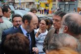 Pérez Rubalcaba visita en Lorca la comisaría del Cuerpo Nacional de Policía y el cuartel de la Guardia Civil