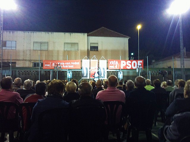 Otlora pide el voto de los totaneros indignados - 2