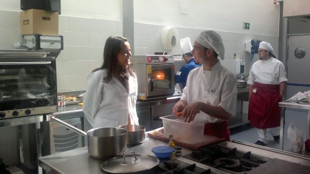 El joven cocinero Vicente Hernández, ganador del Creajoven 2011 de Gastronomía - 1, Foto 1