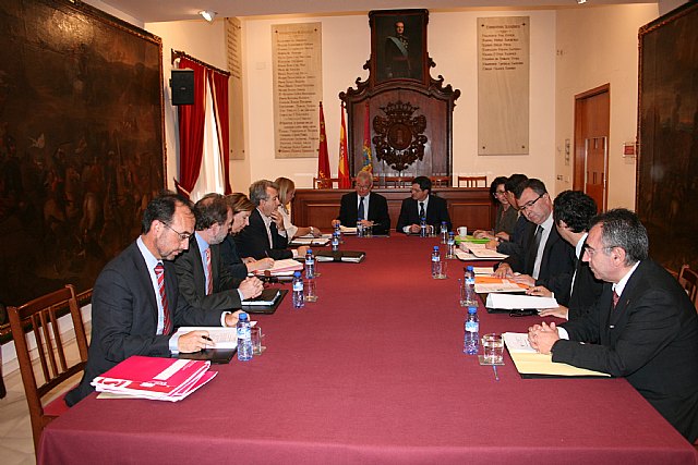 1,7 millones para el mantenimiento de 134 plazas en centros de día para mayores dependientes, Foto 1