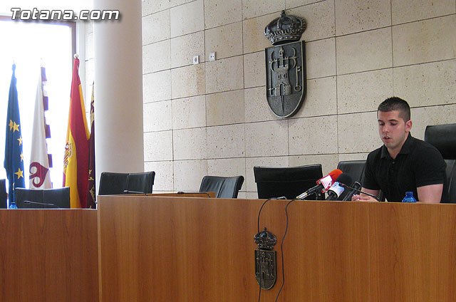 El ayuntamiento pone en marcha un plan de desinfección de la plaga de mosquitos, provocada por el estancamiento del agua en el Río Guadalentín - 1, Foto 1