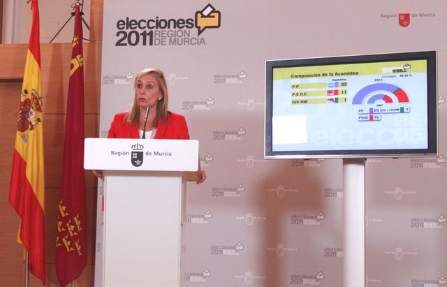 Comparecencia de la portavoz del Gobierno regional, María Pedro Reverte, en la que informó de los resultados provisionales en los comicios autonómicos, Foto 1